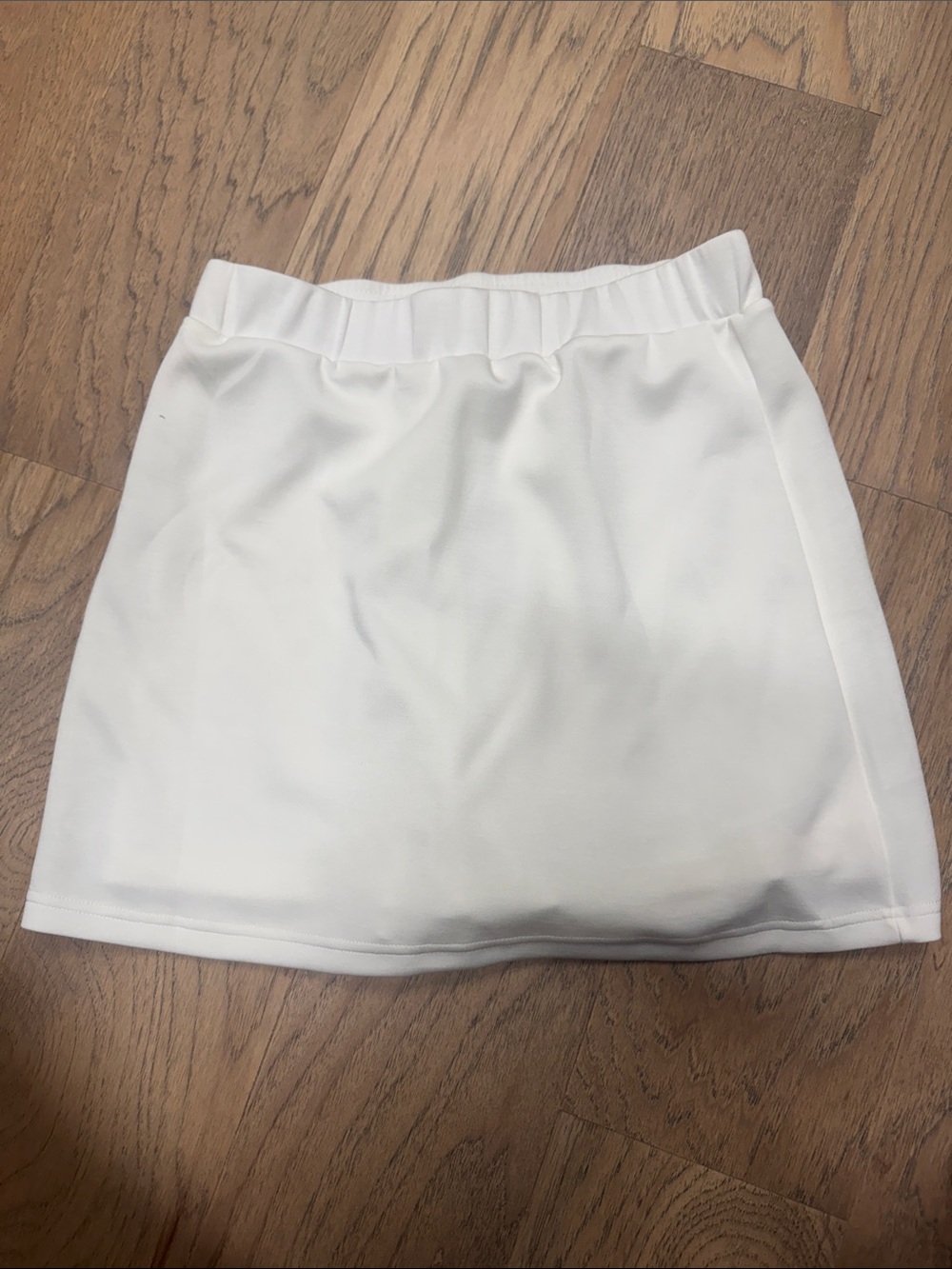 Classic White Women's Skirt - Elegant Everyday Style